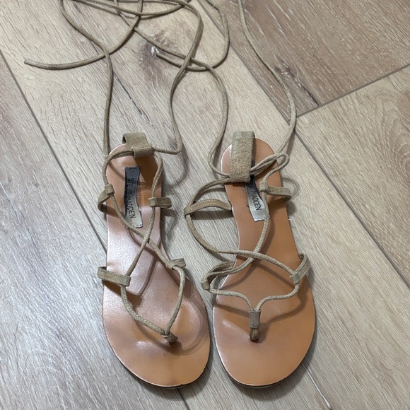 Steve Madden gladiator sandals - Picture 1 of 2